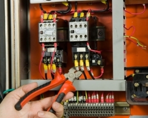 萧山区电路维修 专业电工针对电路漏水电路跳闸短路